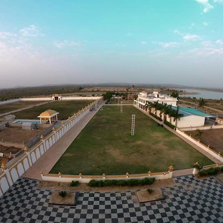 White House Resort Jhalawar Екстериор снимка